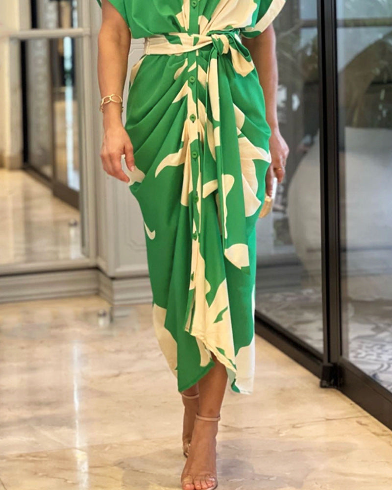 Casual Shirt Dress with Waist and Lapel Print