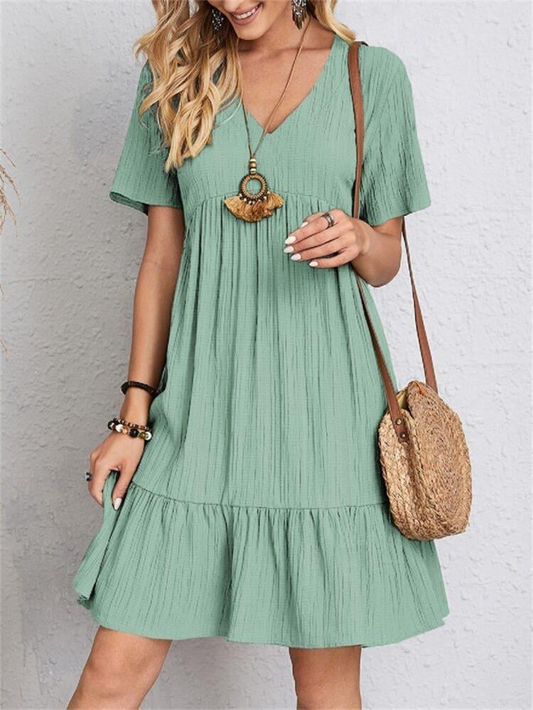 Casual flowy dress with a waist knot