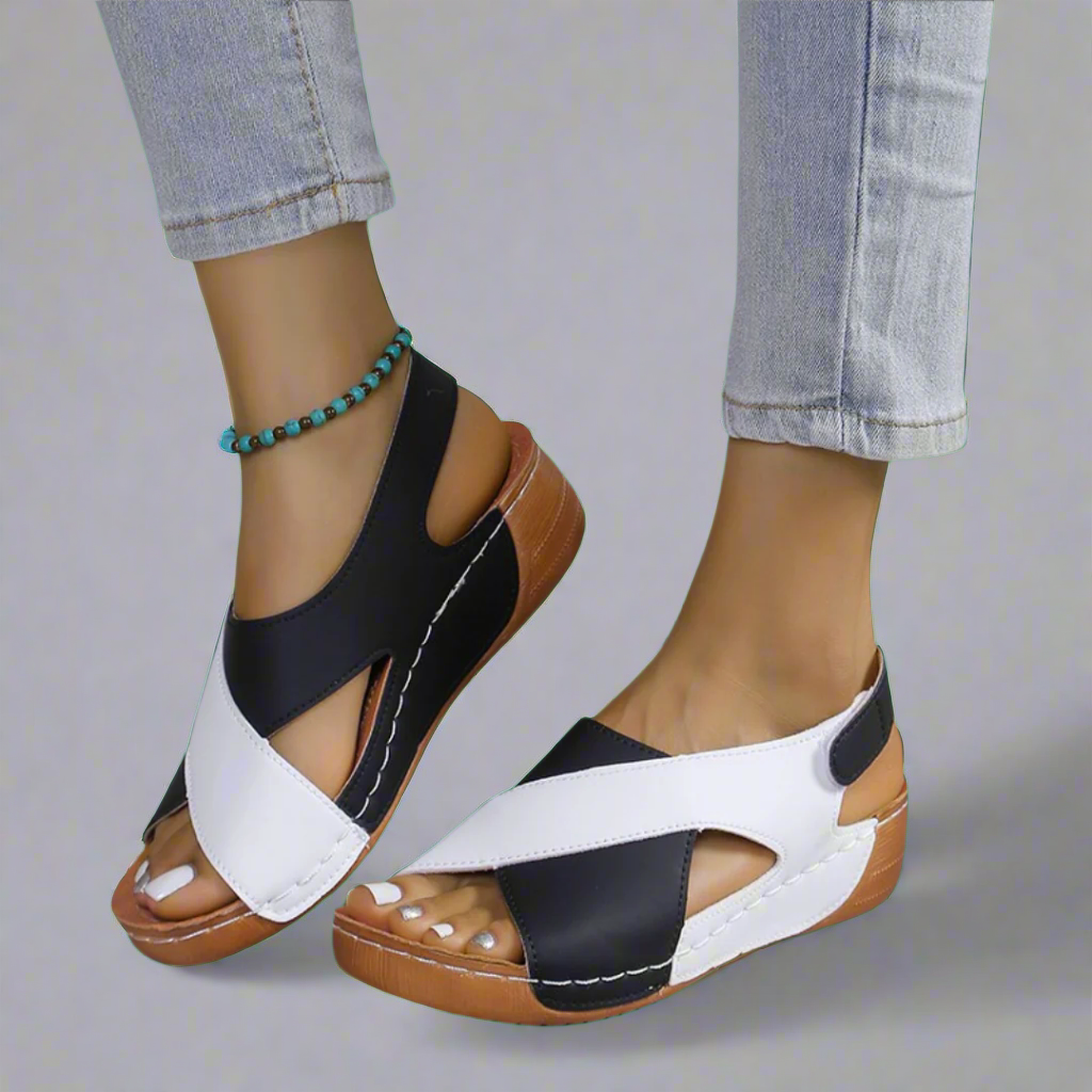 Solveig | Ultra-flat, Comfortable Orthopedic Sandals