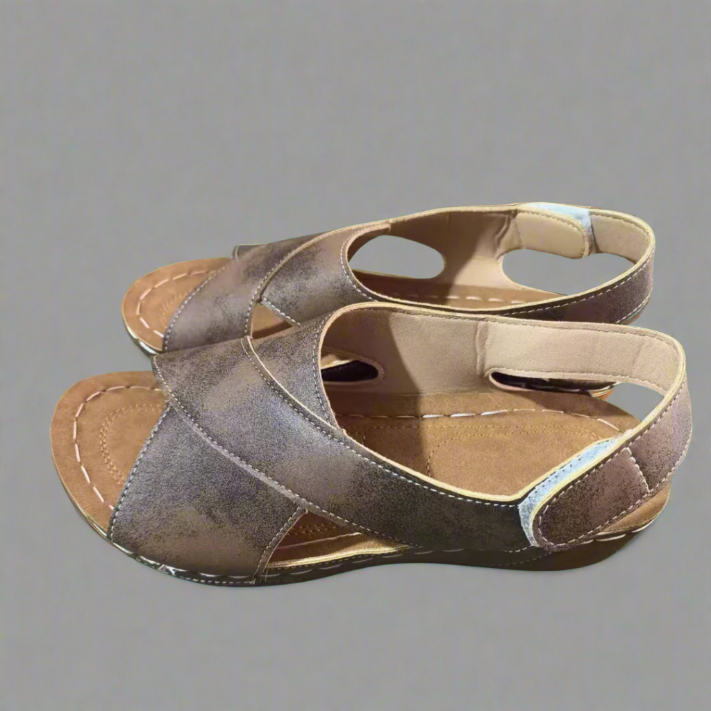 Solveig | Ultra-flat, Comfortable Orthopedic Sandals