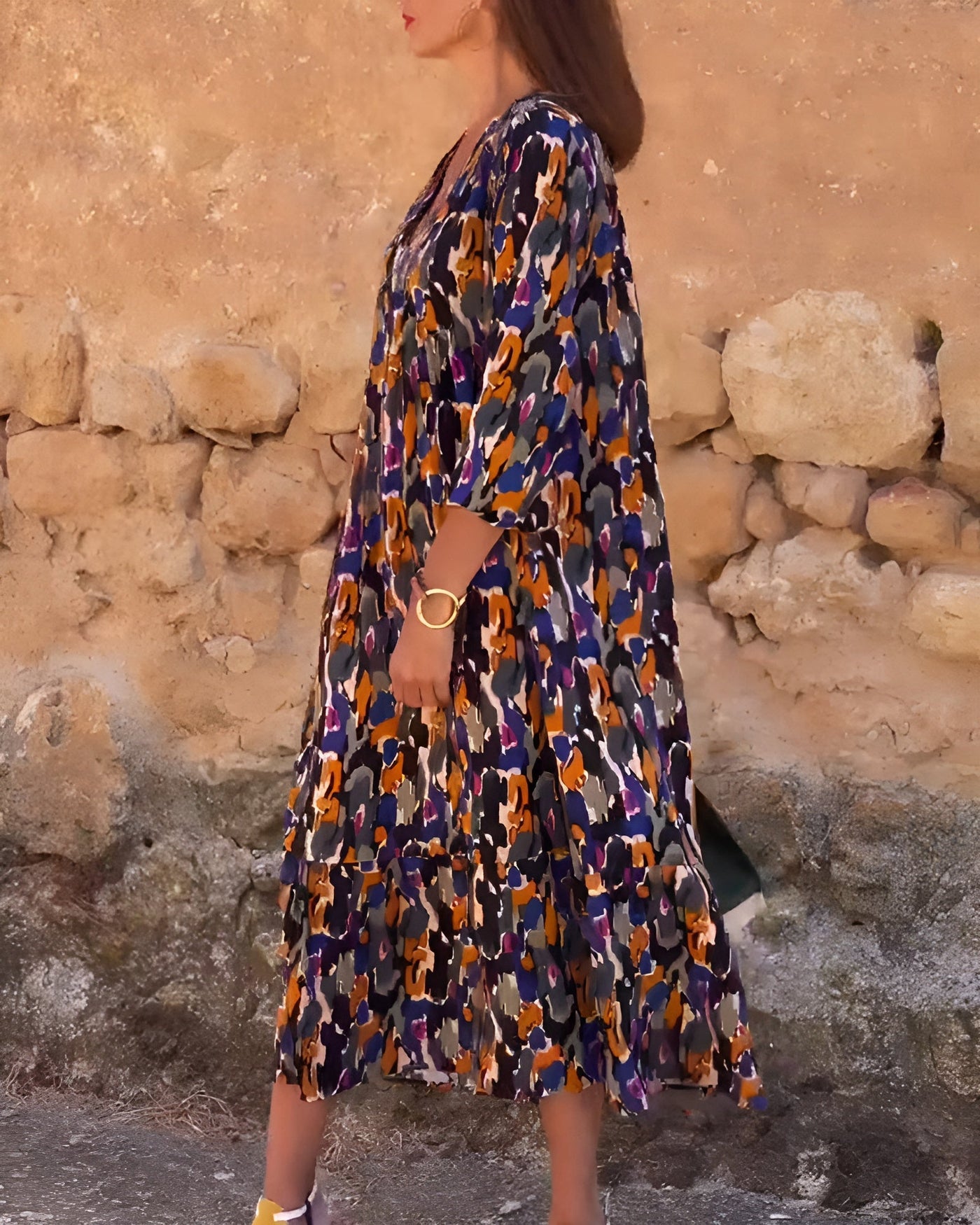 VIOLETTA | Long V-Neck Dress with Retro Pattern and Elegant Comfort for Every Moment