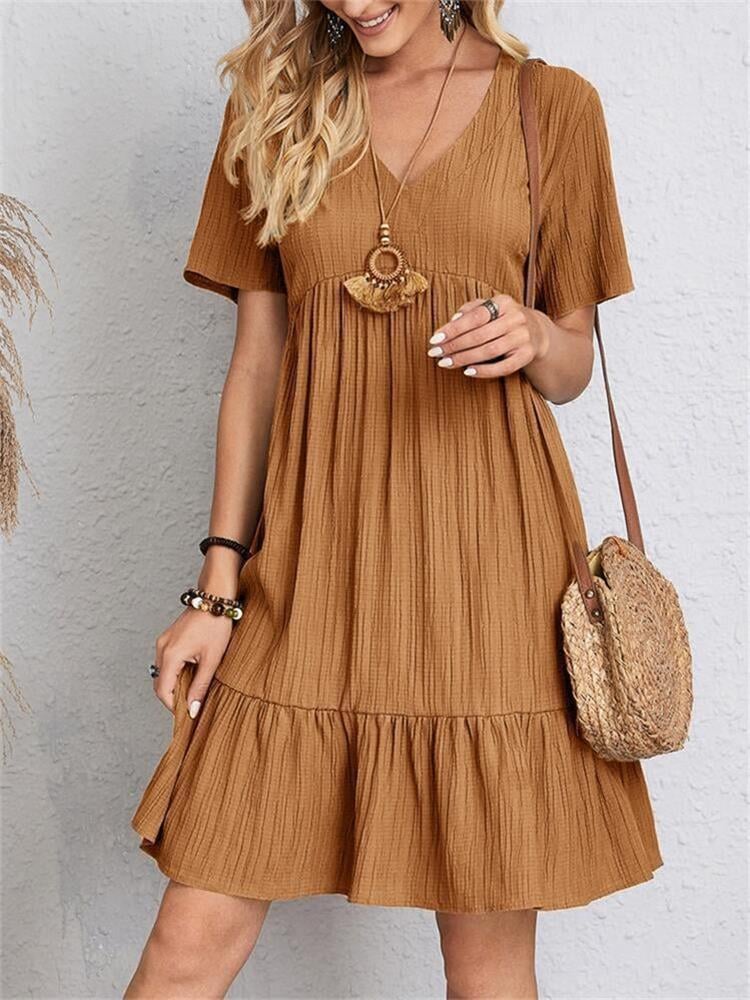 Casual flowy dress with a waist knot