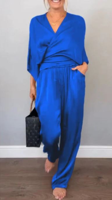 Elegant 2-Piece Set for Women, V-Neck Top and Mercerized Cotton Pants