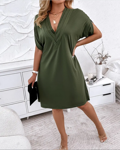 Emelina – Elegant V-Neck Dress
