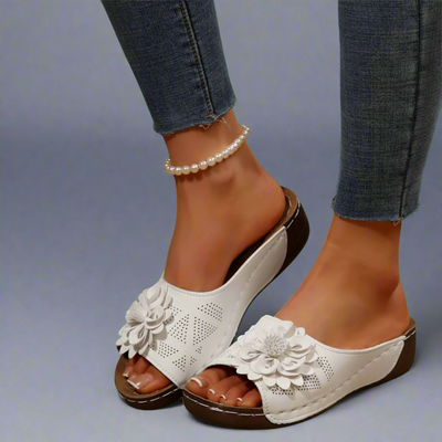 Jolanda | Elegant Orthopedic Sandals with Floral Design