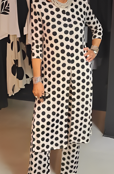 LILIANA | Two-Piece Set with Polka Dot Print for Effortless Elegance and Versatile Summer Looks