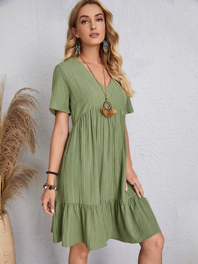 Casual flowy dress with a waist knot