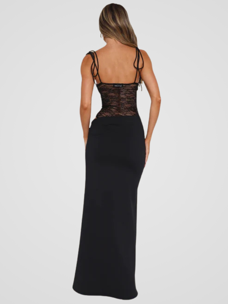 LIA LACEDREAM MAXI DRESS