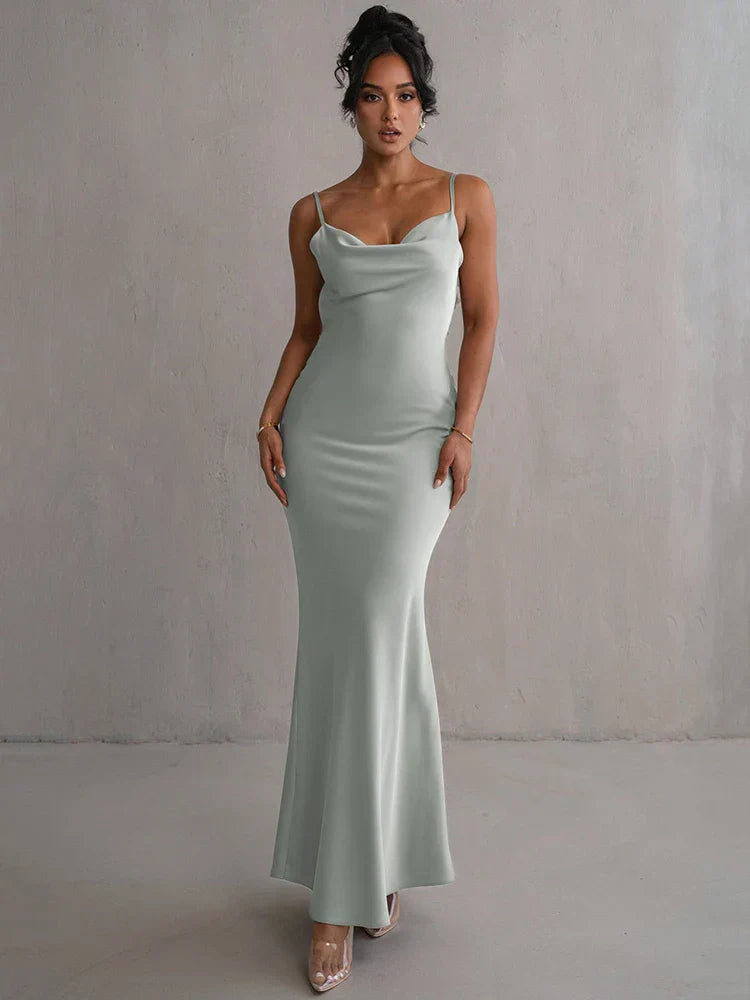 Elira – Backless Floral Maxi Dress
