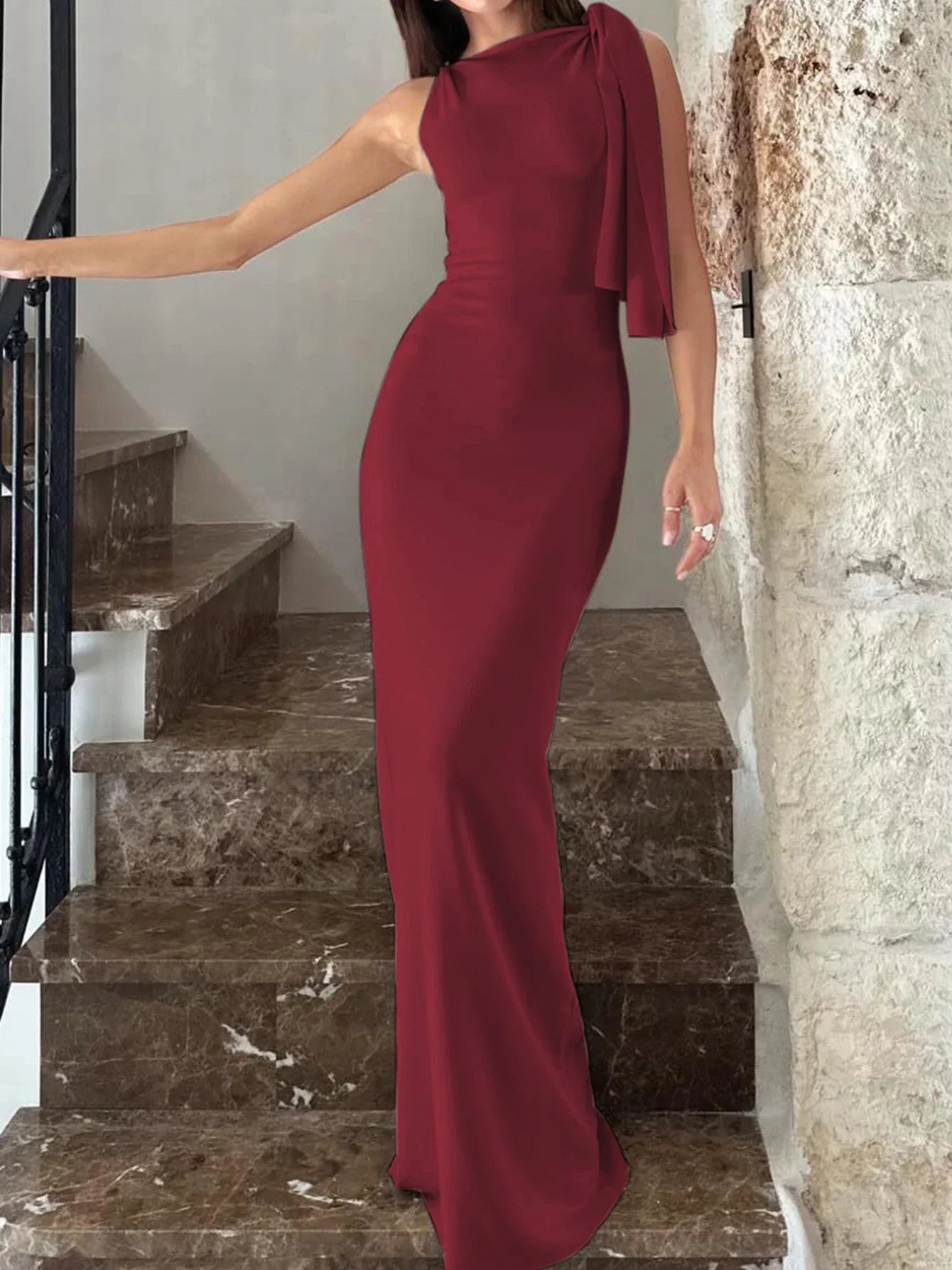 Ilviera – Sleeveless Maxi Dress