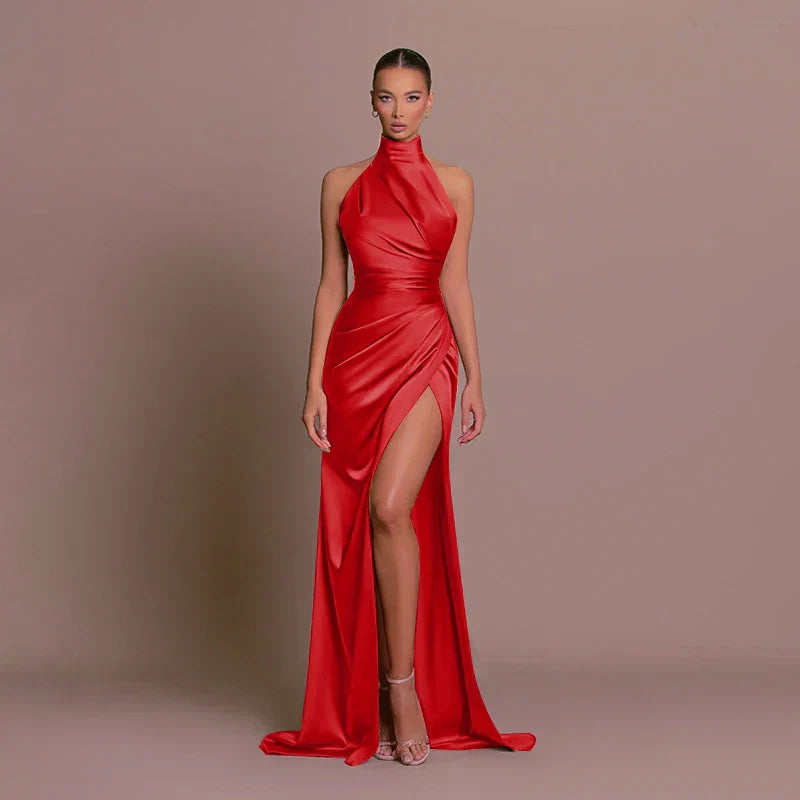 Noelya – Sleek Slit Gown