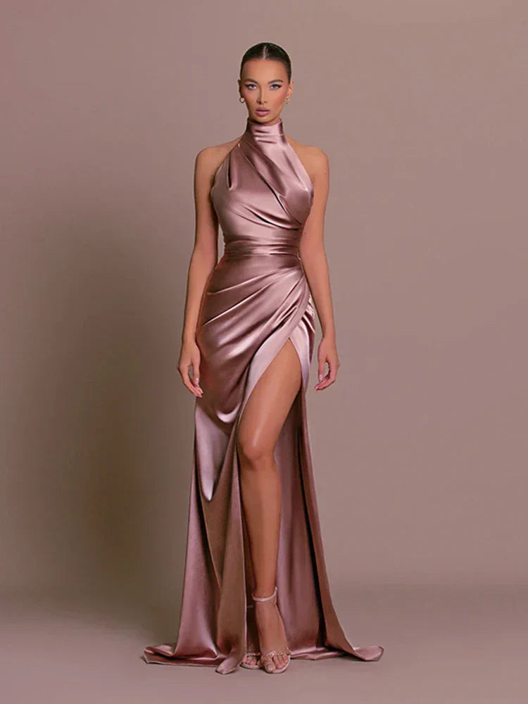 Noelya – Sleek Slit Gown