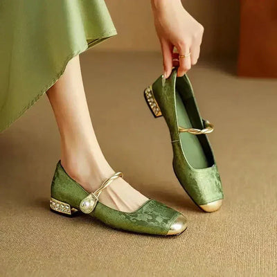 Cilia | Sandals with Refined Details and Absolute Comfort