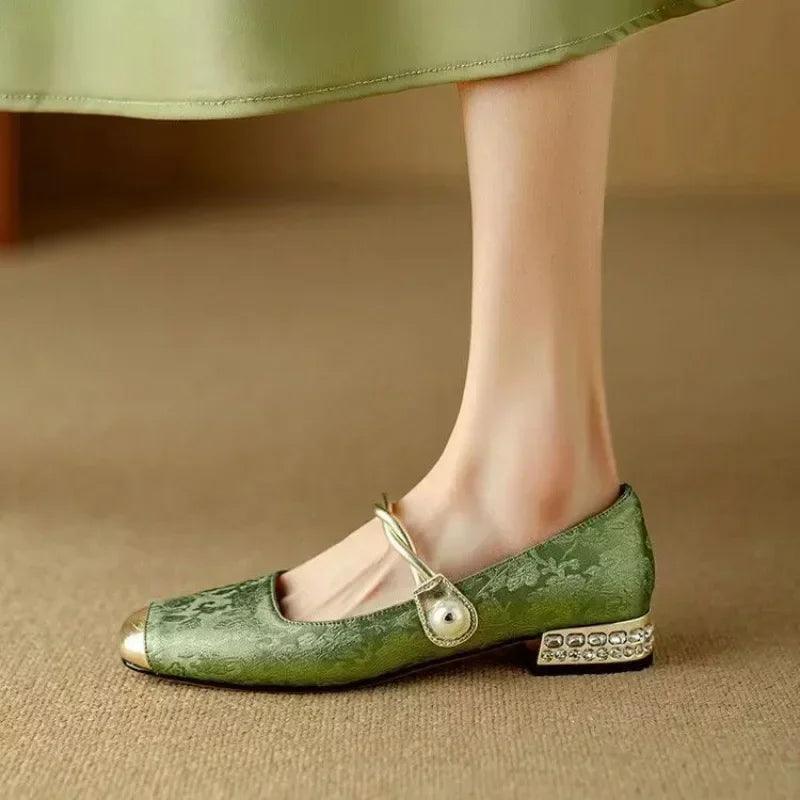 Cilia | Sandals with Refined Details and Absolute Comfort