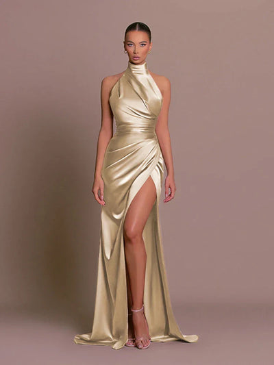 Noelya – Sleek Slit Gown