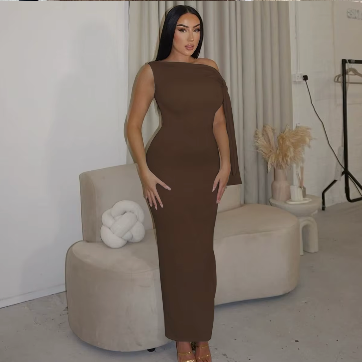 Ilviera – Sleeveless Maxi Dress