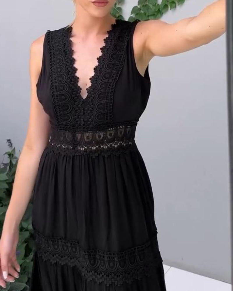 ALYSSA | Midi Sleeveless Dress with V-Neck and Delicate Lace Details