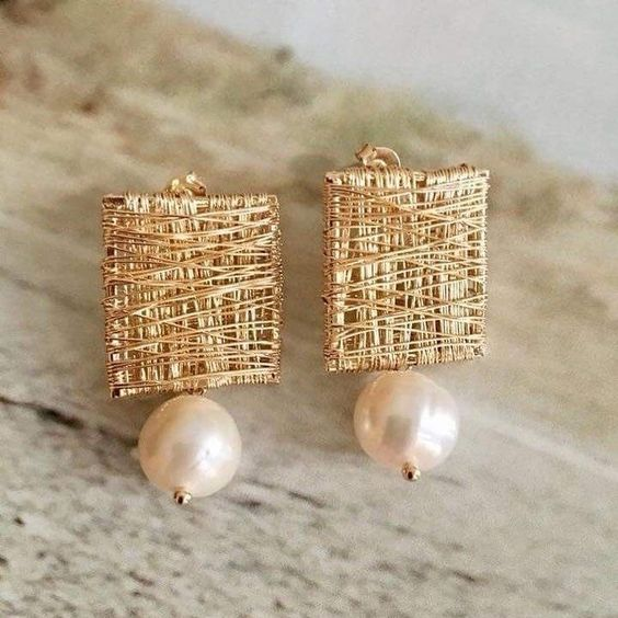 Romilly - Exquisite Hollow Pearl Earrings