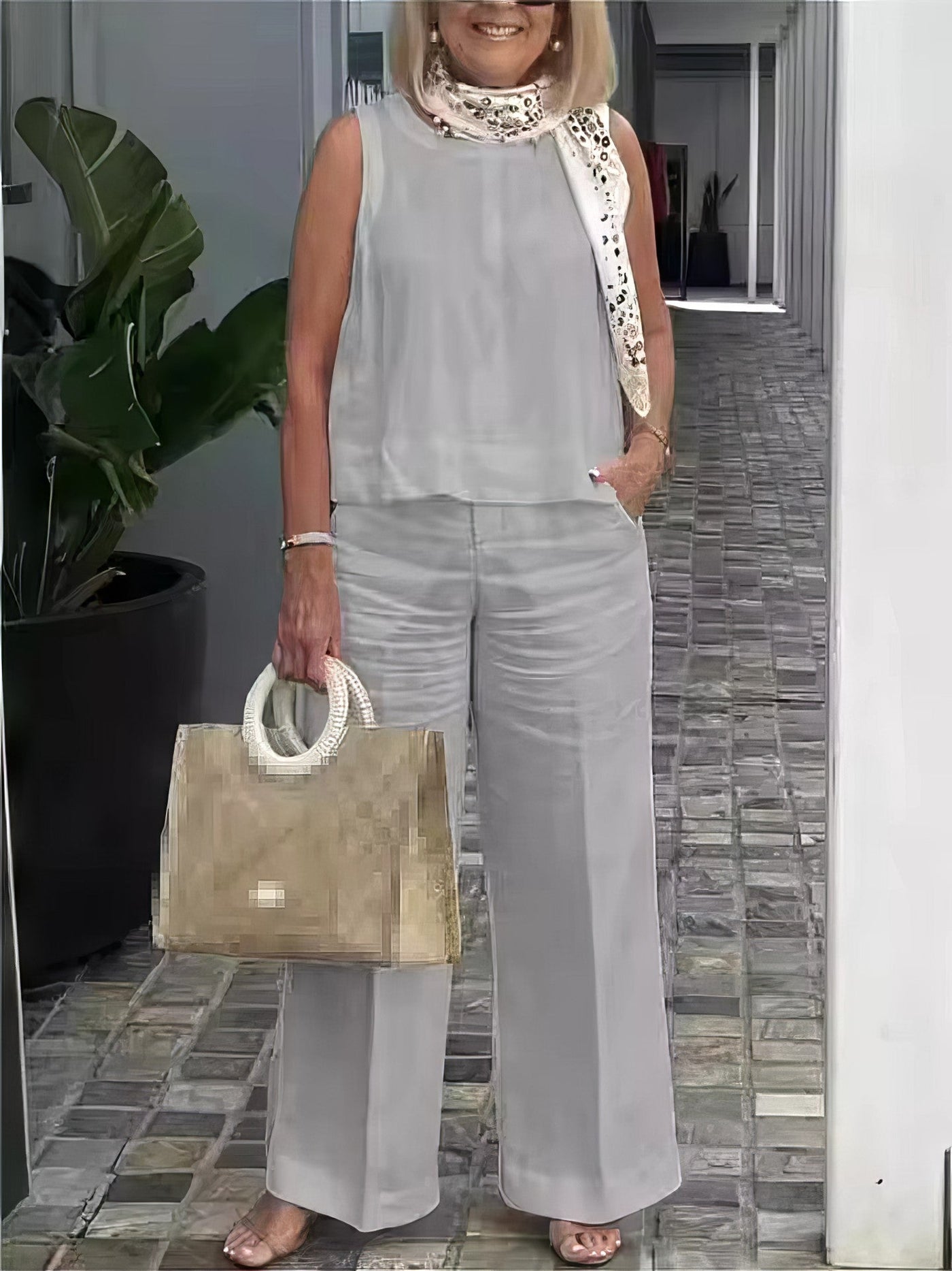 Linen and Cotton Set for Women, Sleeveless Blouse and Loose Pants