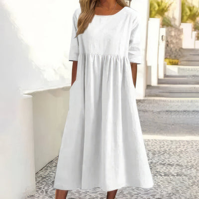 Cotton dress with round collar and pockets